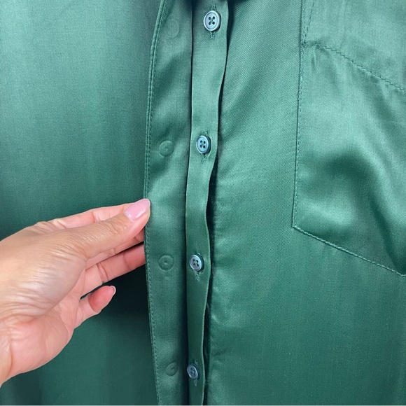 NWT Corcor The Greenwich Satin Oversized Button-Up Shirt Sz XXS - Picture 7 of 10